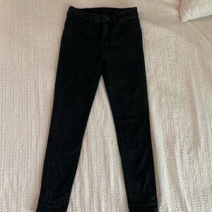 American Eagle Black High Waisted Jeans Size 2 Short